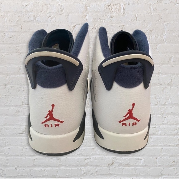 {Air Jordan} 6 Retro (GS) - Picture 3 of 6